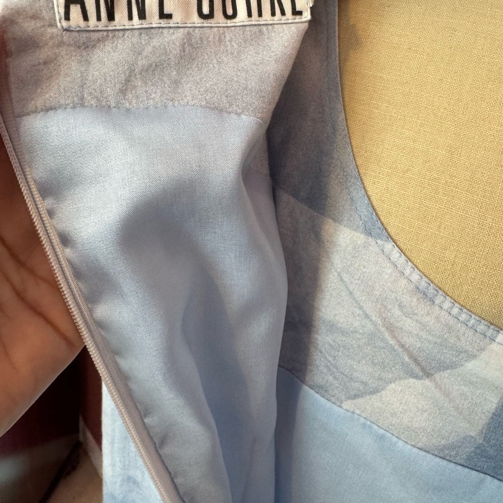 Anne Gorke Elegant Blue Patterned Dress - Picture 8 of 13